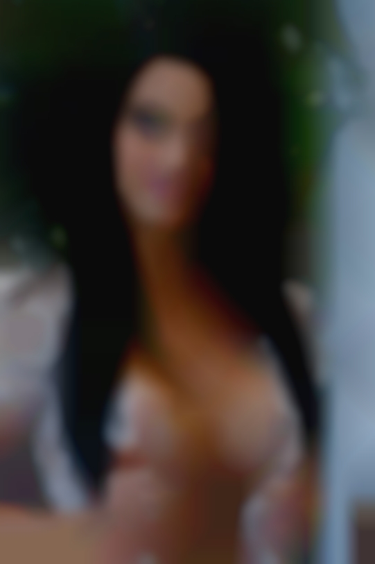 Hairry bush of woman eating women by man from Baxley.